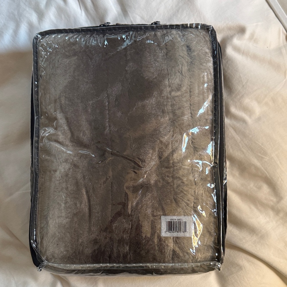 Faux-Fur Heated Throw - Brown - Picture 3 of 4